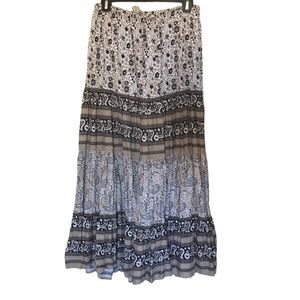 Long skirt 💕 Final Sale